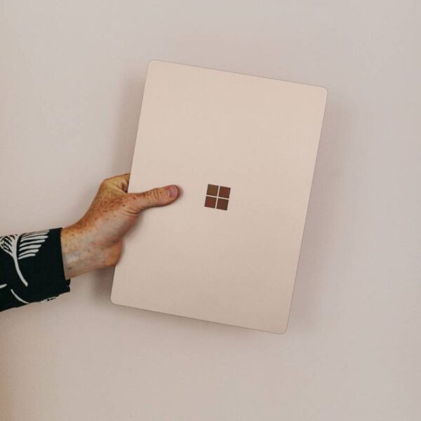 Surface Pro - Image 2